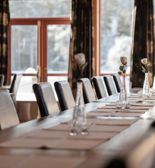 "Storstua" med utsikt mot elva